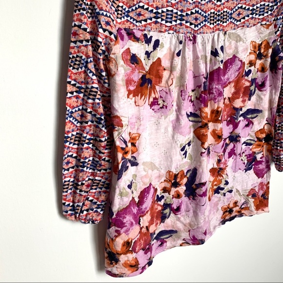 Anthropologie Akemi + Kin Ayana Peasant Floral Top - Picture 10 of 12